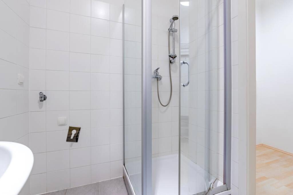 Cozy Studio Apartment Located In Vienna'S Vibrant City Center Экстерьер фото