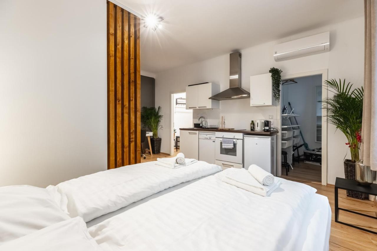 Cozy Studio Apartment Located In Vienna'S Vibrant City Center Экстерьер фото